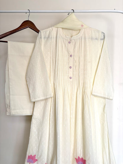 Off-White Mul Cotton Cross-Stitch Embroidered Suit Set
