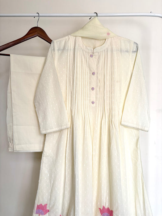 Off-White Mul Cotton Cross-Stitch Embroidered Suit Set