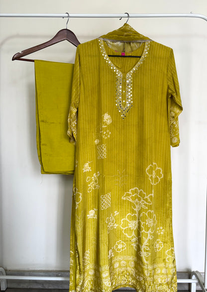Lemon Green Abstract Floral Printed Crepe Silk Suit Set