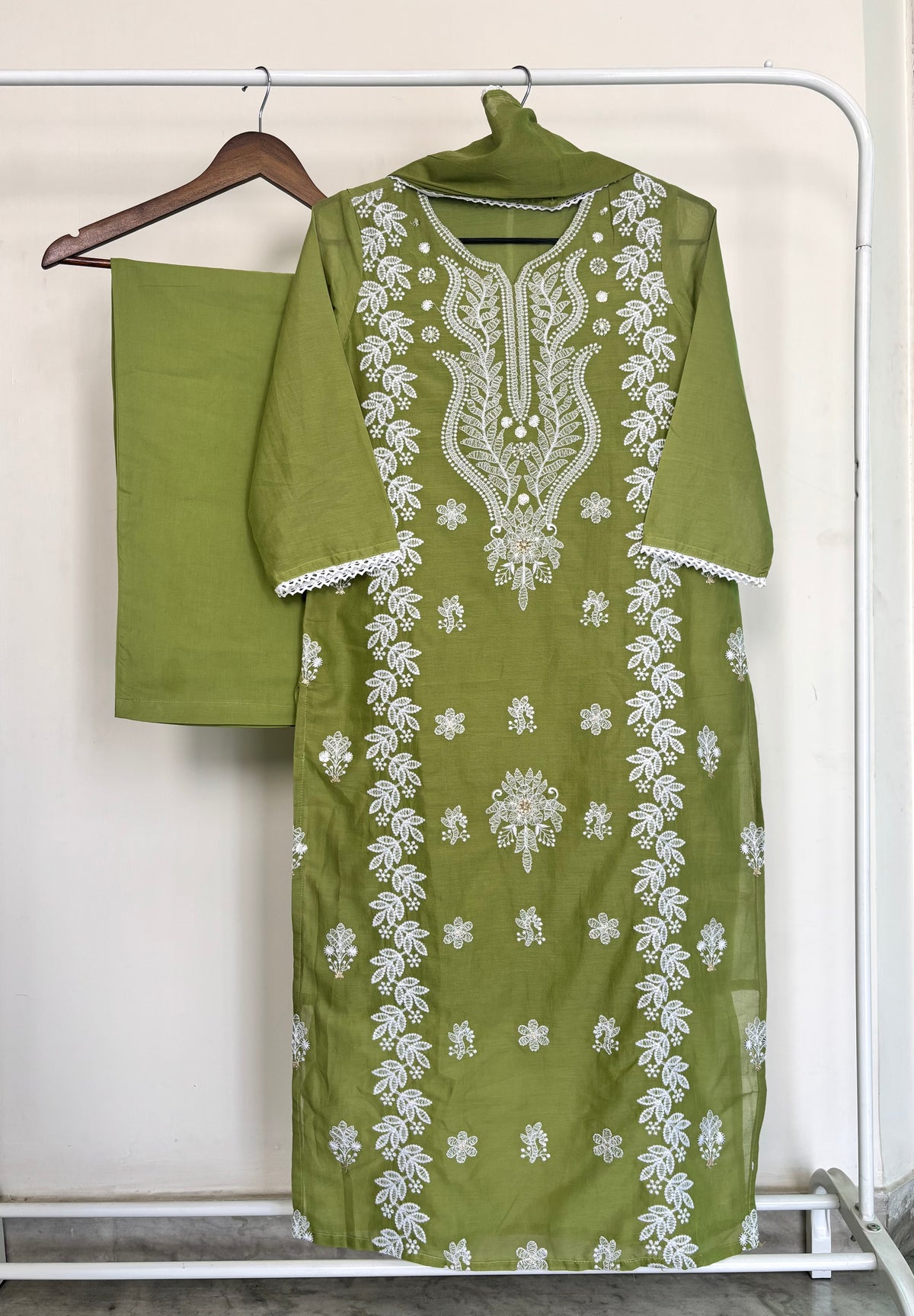 Leaf Green Mul Cotton Embroidered Suit Set