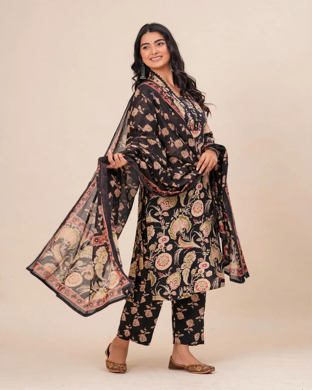 Black Kalamkari Floral Printed Cotton Suit Set